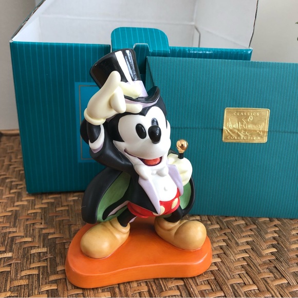 WDCC Disney Figurine Magician Mickey - On With The Show - Picture 1 of 7